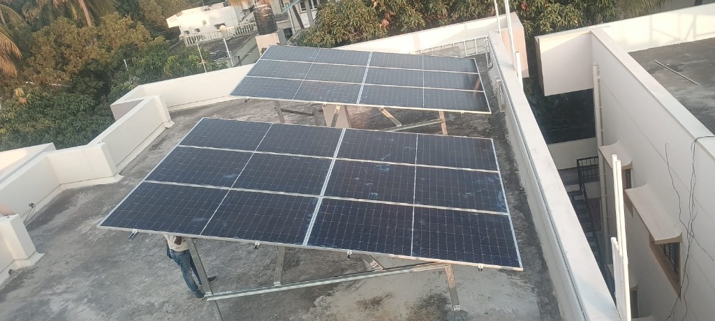 Rooftop Solar PV Array Setup